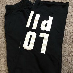 Victoria’s Secret Boyfriend fit sweatpants